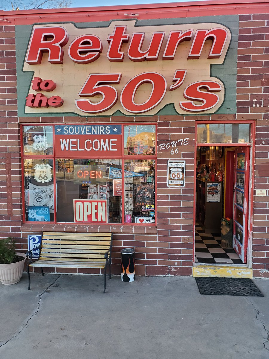 DriverProvider's tweet image. Seligman, Arizona brings Route 66 nostalgia to life.
We’ll handle the drive so you can enjoy the journey.

Book with us at driverprovider.com.

📸: Visit Seligman 

#TheDriverProvider #Route66 #SeligmanAZ #ArizonaTravel #LuxuryTransportation #RoadTrip