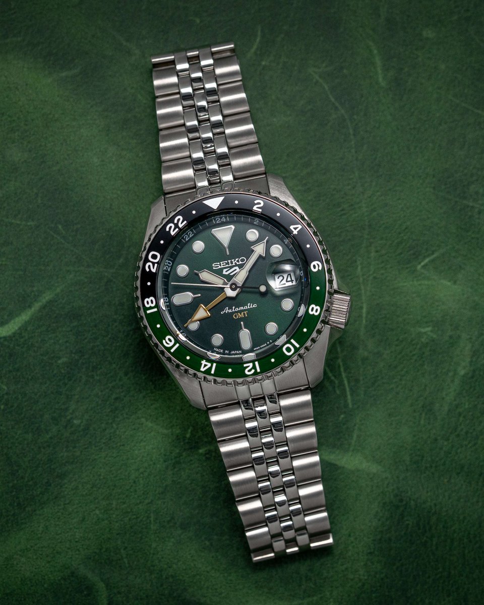 baldassarreted's tweet image. The Seiko SSK035 is part of a lineup that’s helped reshape expectations around GMT watches, bringing a complication that was typically reserved for much higher price points into something far more accessible.

With the 4R34 automatic movement inside, it offers a straightforward