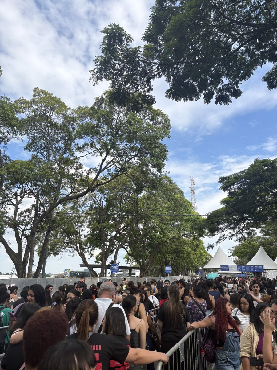 acervo namjoon 🪭 tweet media