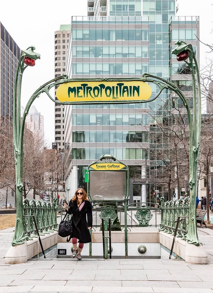 Montreal's tweet image. Did you know that Montréal has an authentic Paris métro sign? 🚇

Guess the station!

📷 @evablue #montreal