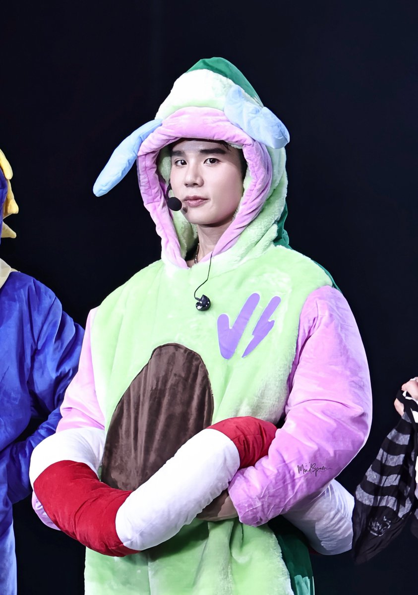 🐱ปป กับแมวน้อยตัวนึง😹 อ้วรแชมป์นะค้าบบ tweet media