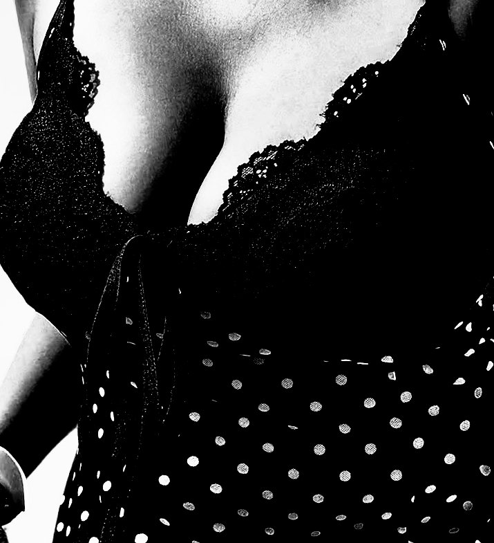 Fatti bella per te ...e vatti a divertire...che ti devi...tanta felicità arretrata ...!!!💫✨