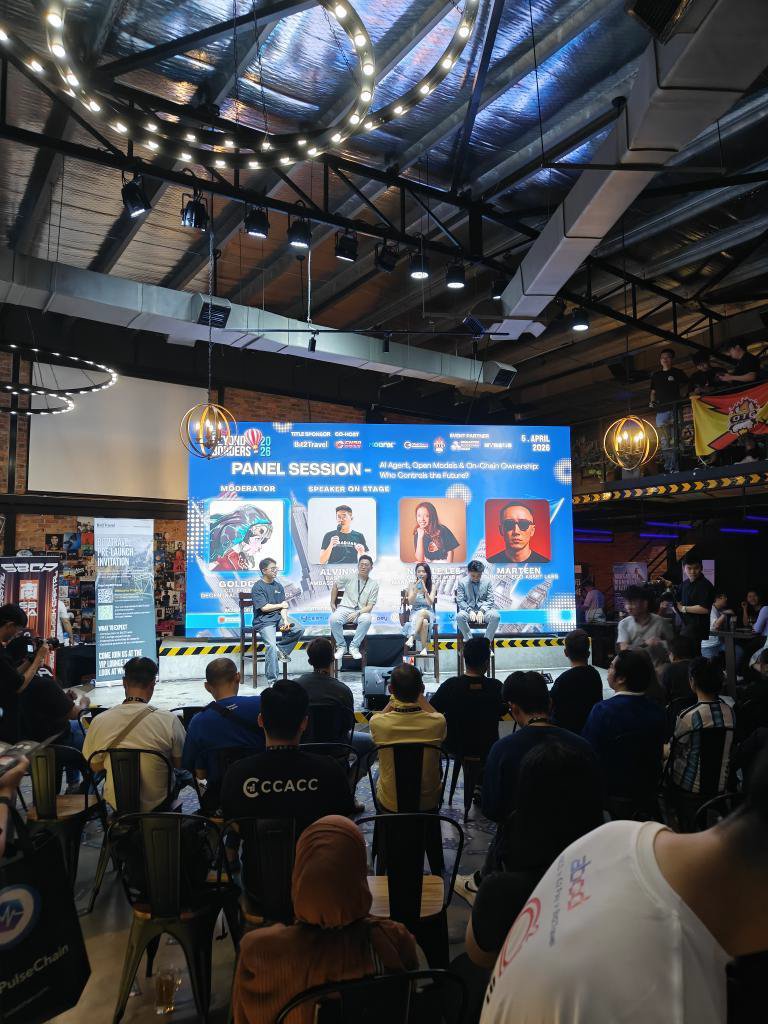 MoonSwap_'s tweet image. We’re excited to share that MoonSwap has been invited to Beyond Borders! 🌍✨
A huge step forward as we continue expanding our vision and building beyond limits.
Thanks @abcd_web3_ for having us — proud to be part of this global conversation.

#MoonSwap #BeyondBorders