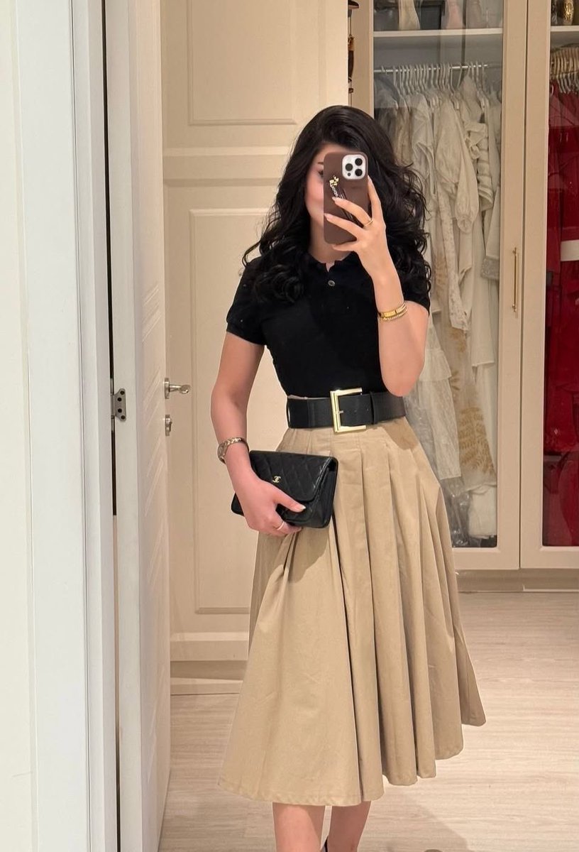 صـيـتـه tweet media