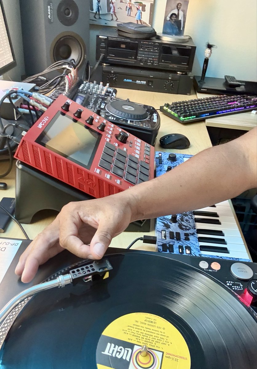 perymaysin tweet media