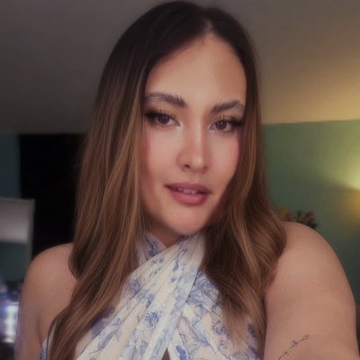 emyestrellam's tweet photo. #NewProfilePic https://t.co/1OYu2HLpqX