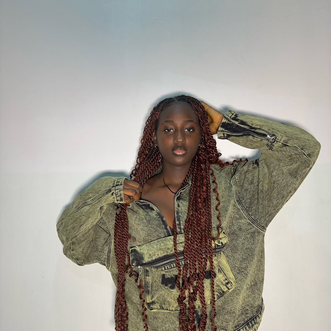 Claire 💙 tweet media