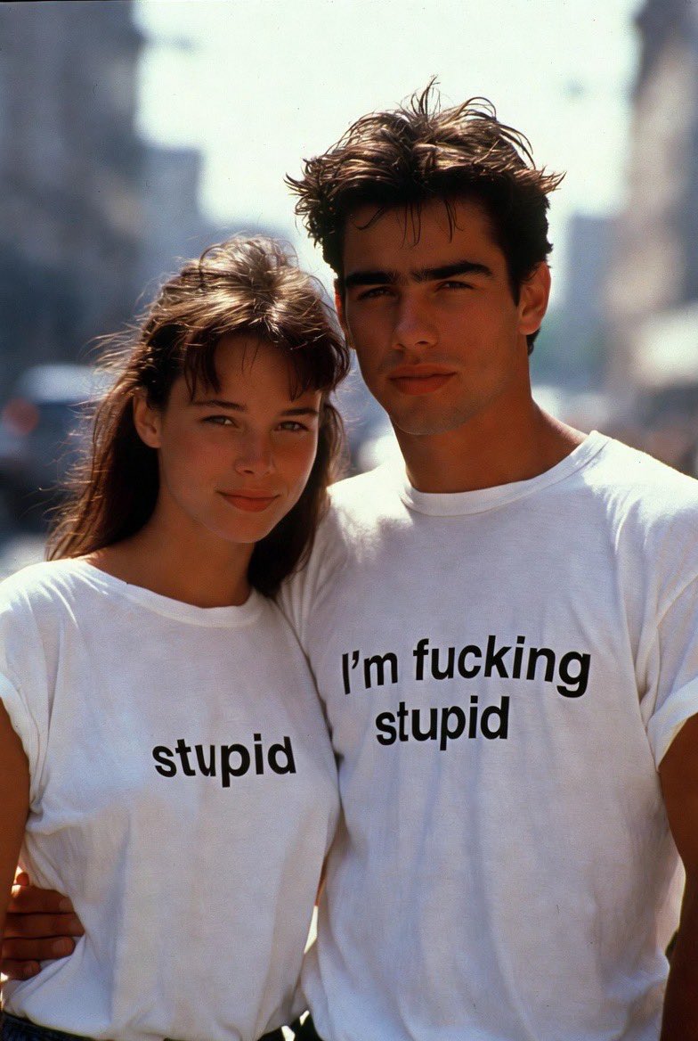 Visa is doing marketing consults (see pinned!) tweet media