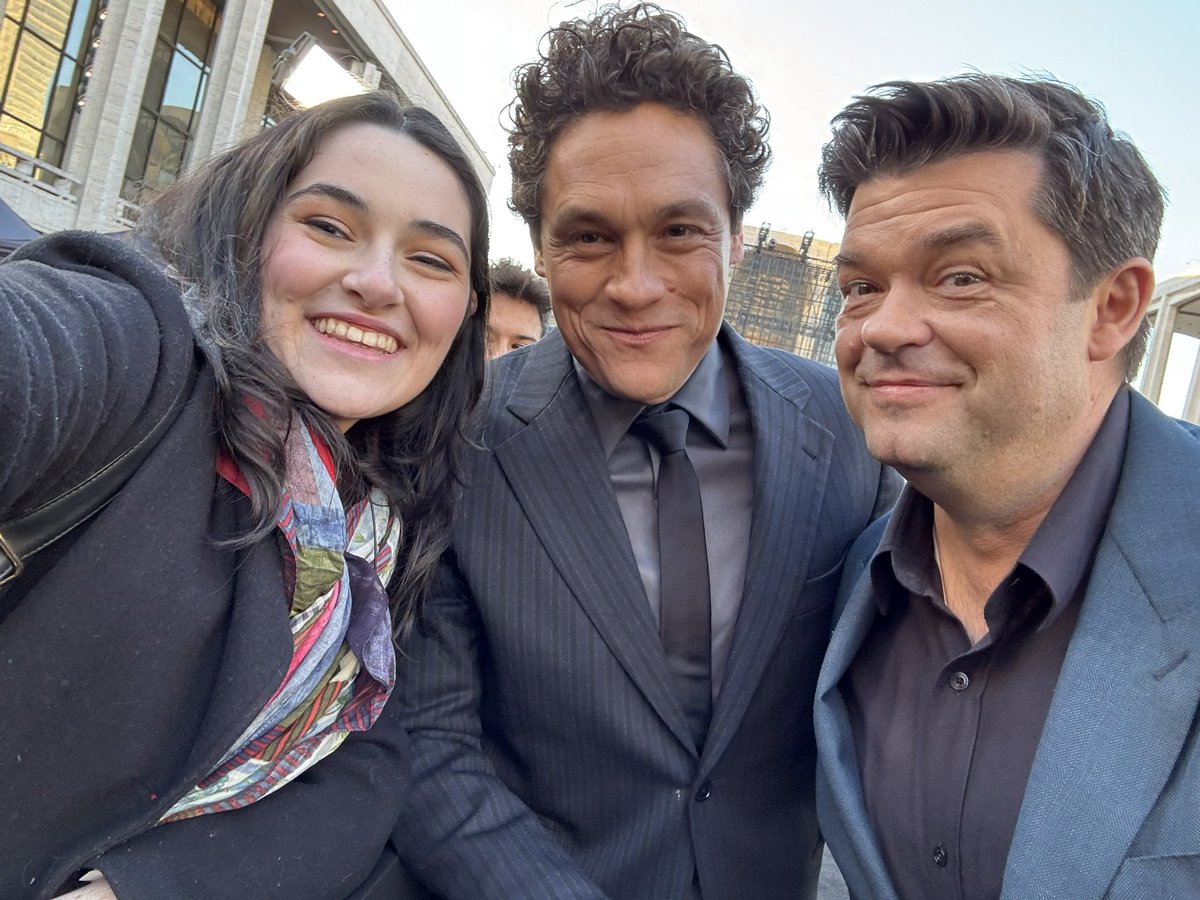 sybaumoebas's tweet image. I heard we were doing selfies ? #phmselfieday #phmsd