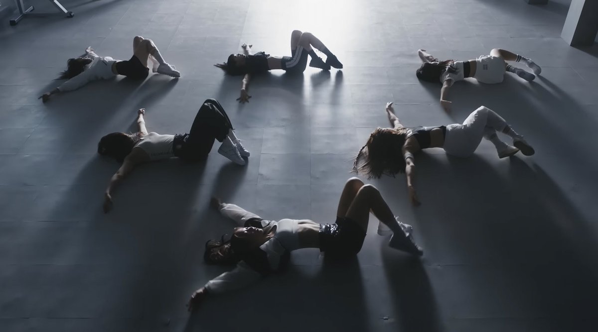 XOXO 🤍 GG tweet media