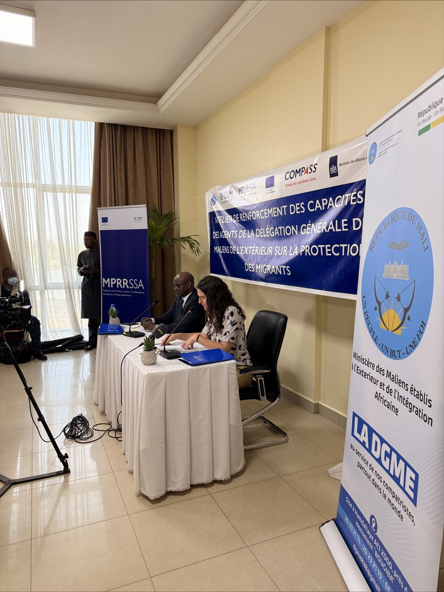 OIMMali's tweet image. 🇲🇱 Du 7 au 9 avril 2026, l’OIM appuie la DGME à Bamako pour un atelier sur la protection des migrants.

Financé par l’UE🇪🇺 (MPRR-SSA) et les Pays-Bas🇳🇱 (COMPASS), il vise à renforcer les capacités en protection, assistance et réintégration.

#Migration #Mali #Protection