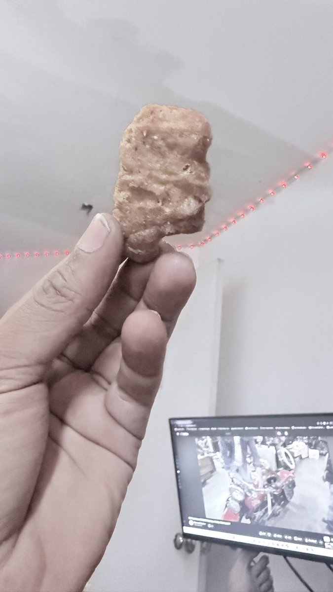 BGSmoove's tweet photo. Found a @realDonaldTrump McNugget. And it’s for sale https://t.co/wxW47MKzOT