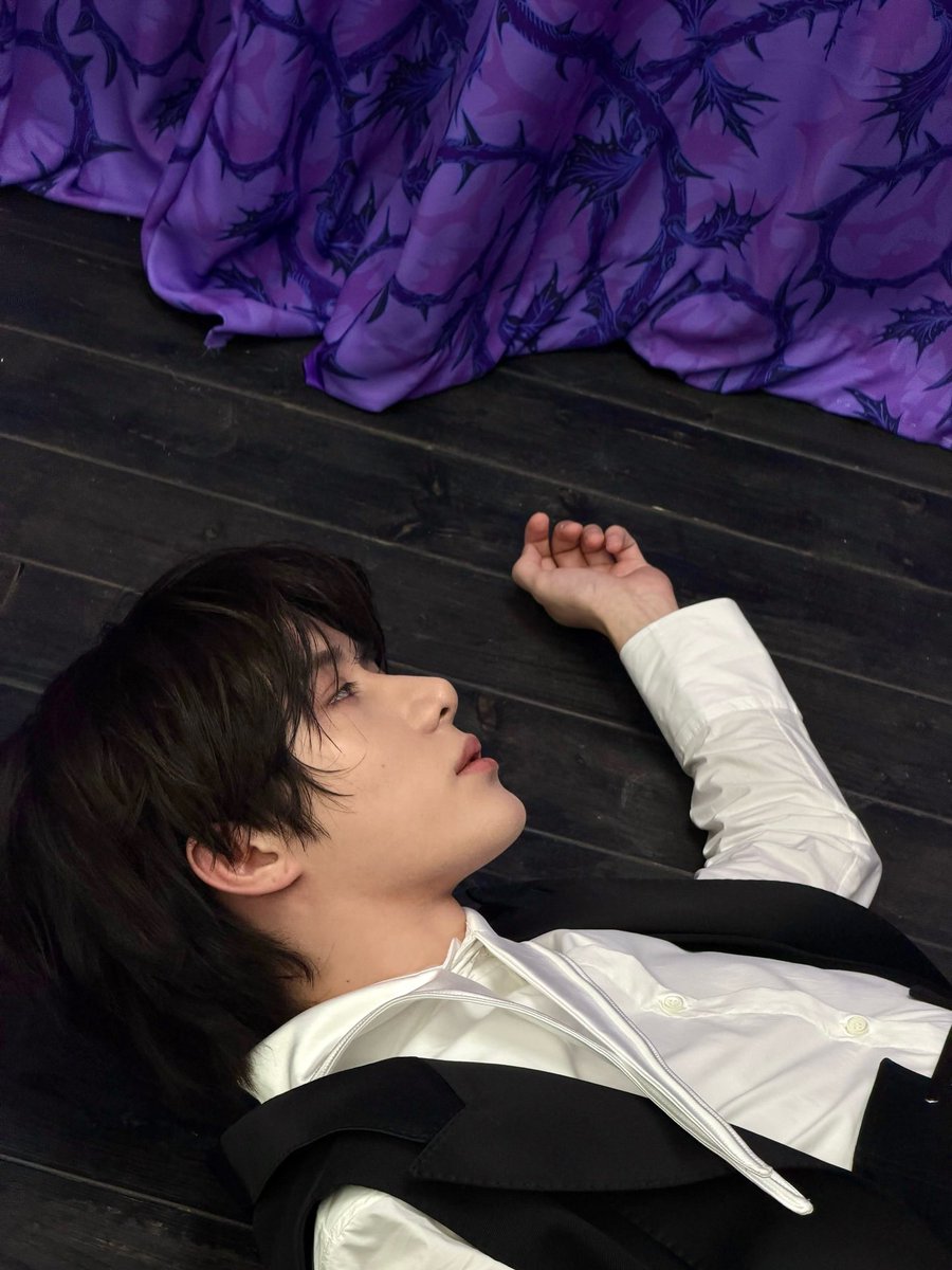 7TH YEAR: sharon 𖣂 🏡 tweet media