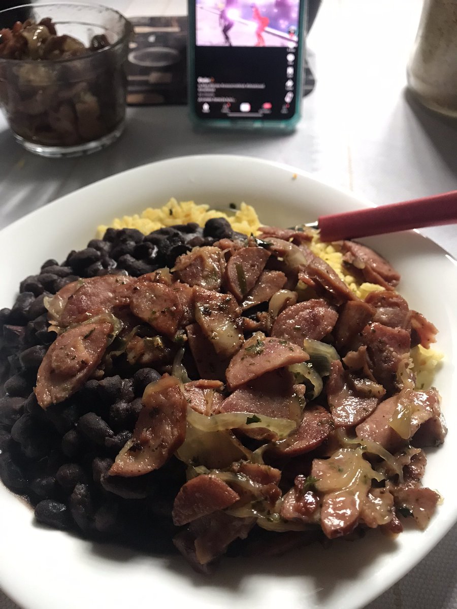 ninguém ama mais calabresa nesse mundo do que eu