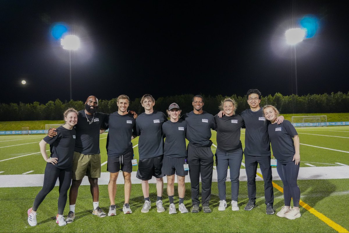 VARushSoccer's tweet image. Last week’s our athletes went through Spring CHKD testing💪✨

So thankful for our staff who show up, support, and truly invest in the growth of every player it doesn’t go unnoticed ❤️

#Gratitude #Community #AthleteDevelopment #CHKD #TogetherWeGrow