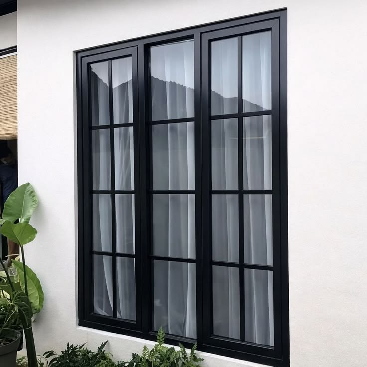 samiefrank's tweet photo. So good.

These expansive mild steel windows and door are powdercoated. https://t.co/QDwqYz36hK