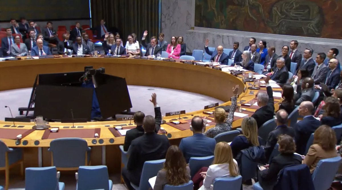 addisstandard's tweet image. #Russia, #China veto #UN Security Council resolution calling for reopening of Strait of Hormuz

Addis Abeba — Russia and China have today vetoed a UN Security Council draft resolution that called for the reopening of the Strait of Hormuz, blocking its adoption despite majority