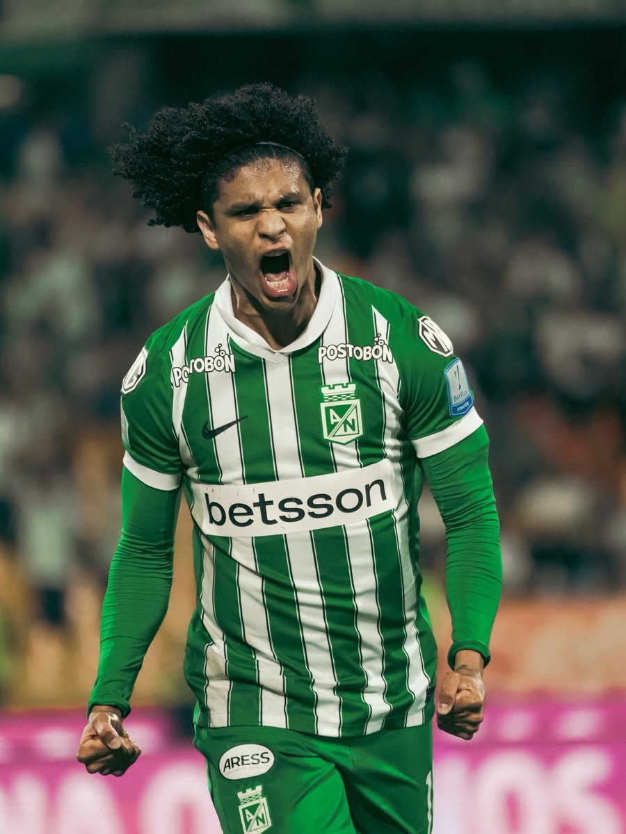 MarioSanchezVe's tweet photo. ¡LE DIÓ LOS 3 PUNTOS AL VERDOLAGA!

Eduard Bello entró al minuto 60 y MARCÓ GOL con Atlético Nacional que venció 2-1 a Jaguares de Córdoba en la Primera División de Colombia.

Segundo gol del venezolano con Atlético Nacional, que se mantiene como el líder del certamen colombiano. https://t.co/5XzzVAZClJ