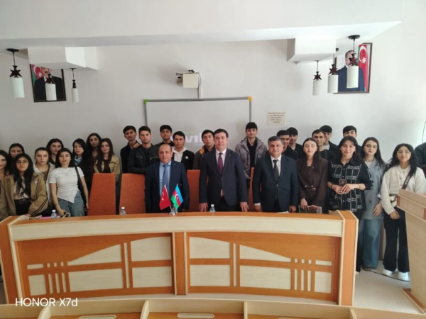 SubhanTalibli's tweet photo. #ADPU Tarix və coğrafiya #fakültəsində #31mart #Azərbaycanlıların soyqırımının 108-ci ilinə həsr olunmuş #elmi-praktiki #seminar keçirilib
https://t.co/BHoBqNiKRK https://t.co/Tw8UhIUslC