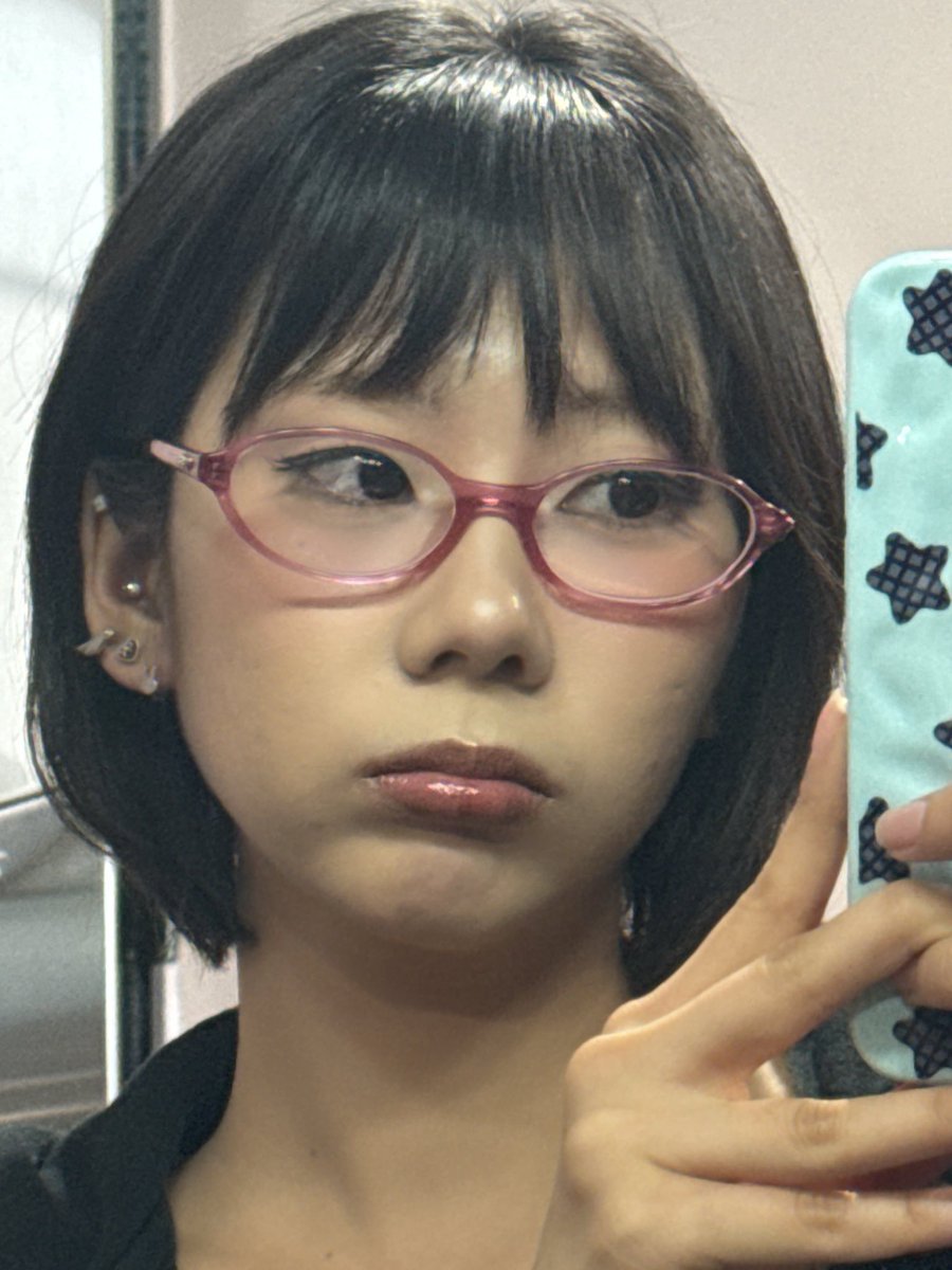 냥☆ tweet media