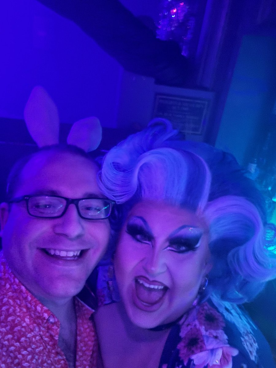 тν ℓєgѕ - ʙᴇɴ tweet media