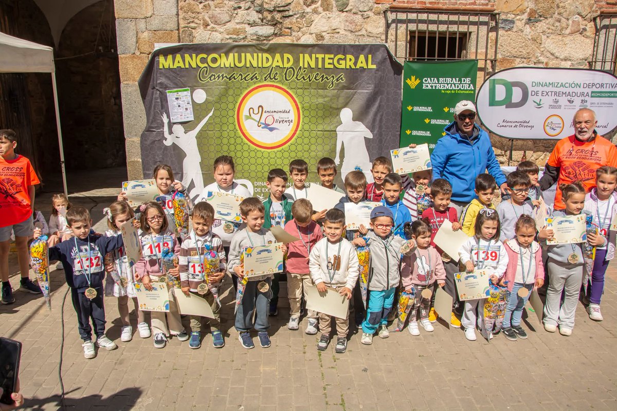 CarrizoDXT's tweet photo. III CROOS Y RUTA SENDERISTA 
Higuera de Vargas 2026
Casi 300 participantes entre las dos modalidades deportivas 💪‼️ https://t.co/lMq1vxsjKg