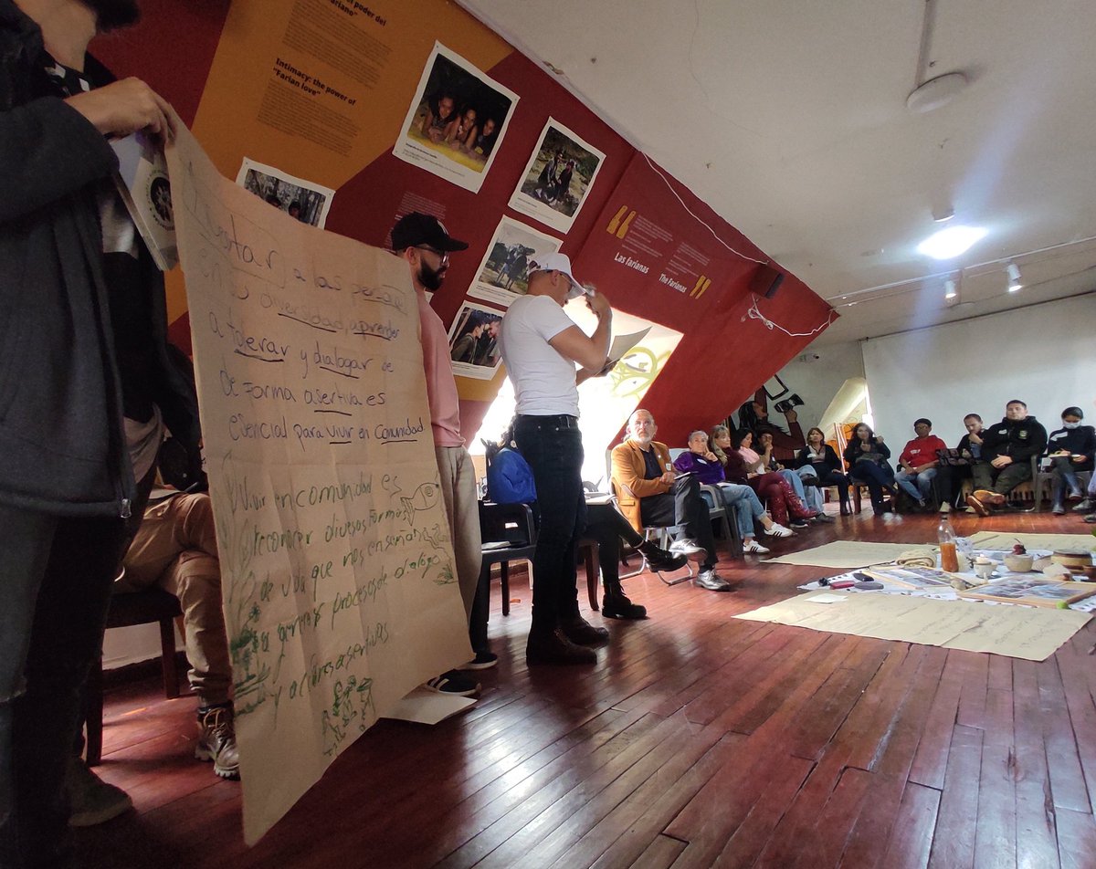TeusacaDigital's tweet photo. 🟠#TeusacaDigital en la construcción del relato colectivo que orientará la Agenda de Reincorporación Comunitaria en #Teusaquillo.

Nuestra apuesta por la paz, la reconciliación, y el territorio.🕊️🌱🍃 https://t.co/uWpHQ0keiy