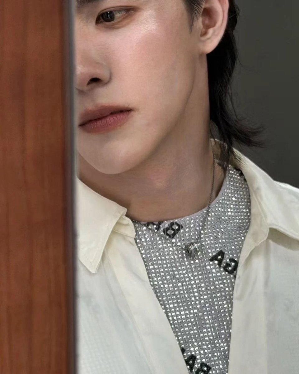 no reaction needed tweet media