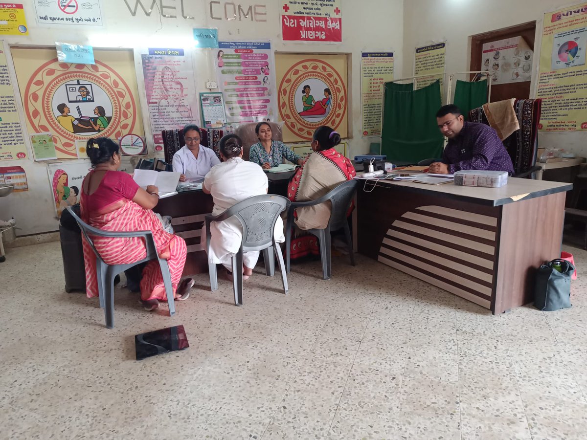 DrBGGohil144344's tweet photo. SATHI મોડ્યુલ 3 પ્રમાણે MENTORING SESSION કરેલ જેમાં 2 સોફ્ટ સ્કીલ અને 7 ક્લિનિકલ સ્કીલ વિશે આરોગ્ય ટીમને OGTT,SPUTUM COLLECTION,BLOOD SUGAR TEST વિગેરે વિશે માર્ગદર્શન સુપરવાઈઝર દ્વારા આપવામાં આવેલ.
AAM સુરેલ &amp; PRANGADH
TA.- PATDI &amp; WADHWAN
DIS.- SURENDRANAGAR https://t.co/QZuY6i26Rh