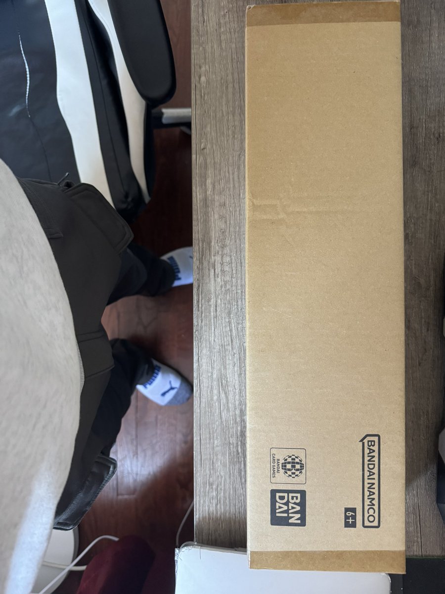 Selling One Piece 1st anniversary English set sealed for $1.65k shipped! 
RTs appreciated! 

<a href="/BUYSELLTRADETCG/">BUY/SELL/TRADE TCG</a> <a href="/FTC_MARKET/">FTC MARKET</a> <a href="/ArnoldMoger/">Arnold von Moger</a> <a href="/TattooedBST/">TattooedBST</a>