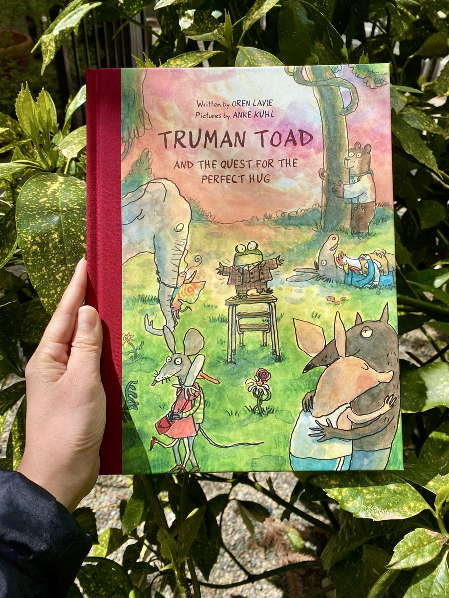 Enchanted Lion Books tweet media