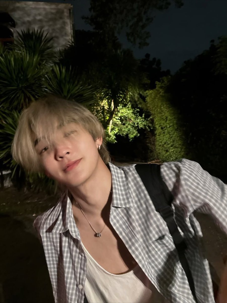 ice cream tweet media