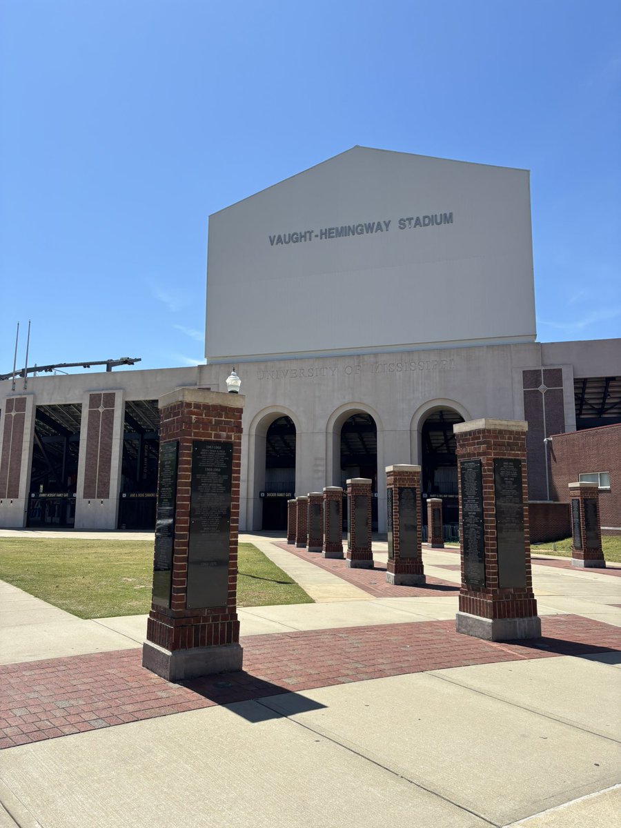 Lyle Robideaux 🇹🇹 tweet media