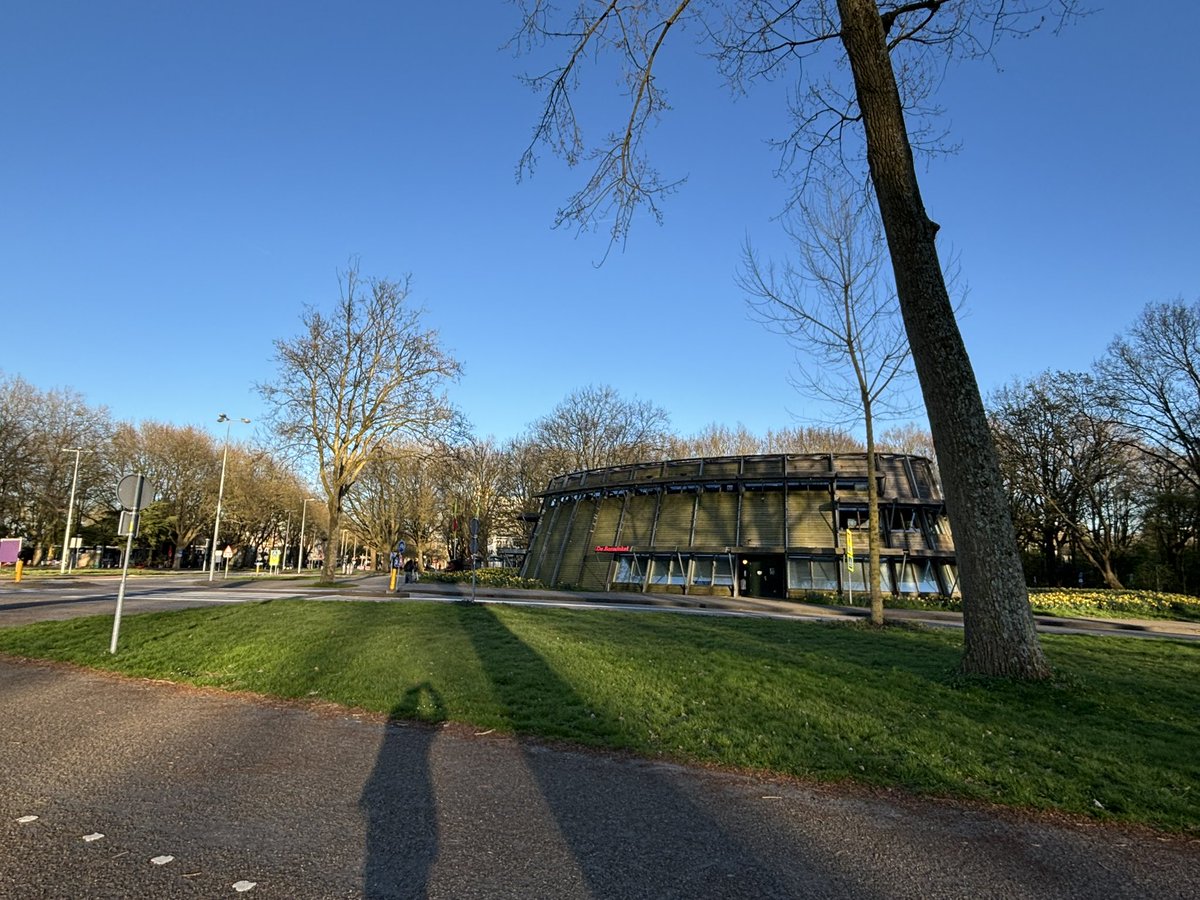 56歳乗り鉄、英語力0でオランダへ転勤?ドタバタ海外生活! tweet media