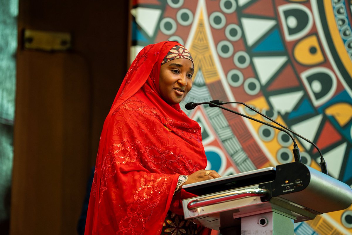 Grateful to <a href="/GovNigeria/">Nigeria Government</a> for the support to @timbuktooAfrica and for officially launching the AI UniPod at <a href="/UnilagNigeria/">University of Lagos</a>. 

In partnership with <a href="/GovNigeria/">Nigeria Government</a> and partners, <a href="/UNDP/">UN Development</a> is turning Nigerian innovation into scalable enterprises and jobs.