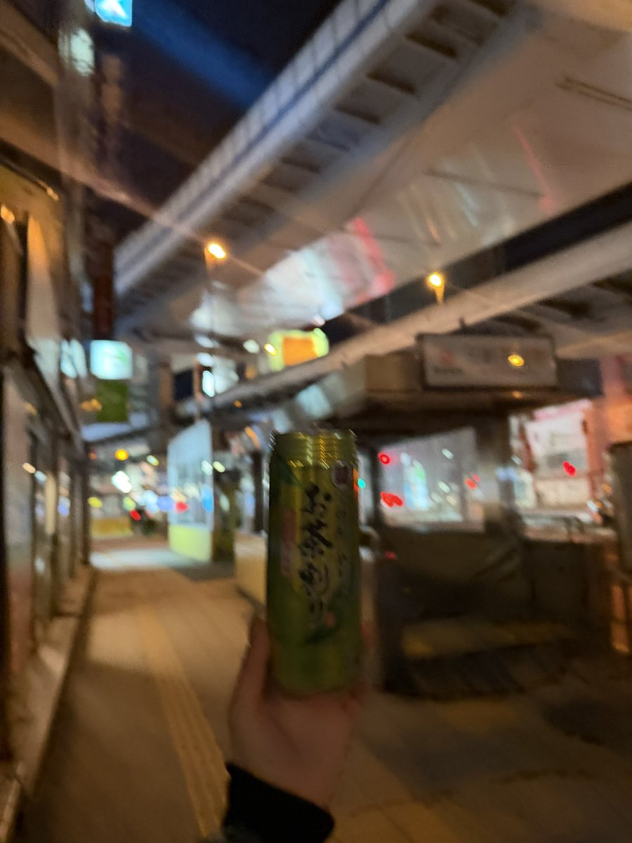 ytnRRR's tweet photo. 本音ってなに？
いつだって、相手の顔を伺って、客観的自分を想像してしまう。 https://t.co/HHuDCe5I71