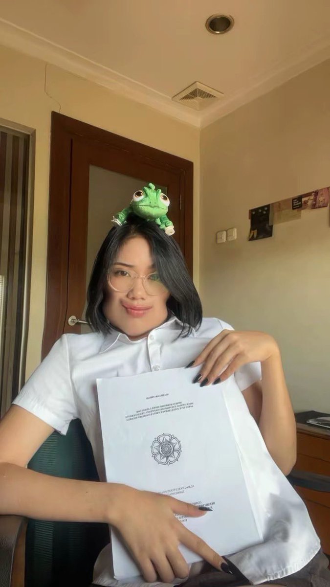 nnafisatuzz's tweet photo. CONGRATS FOR @kyedaharu @naivbgd @BUDISDADDY and SEMPROTULATIONS buat @tautoIogies 

(karena ig lagi ga ada jadi disini) https://t.co/jMDmb9W95c