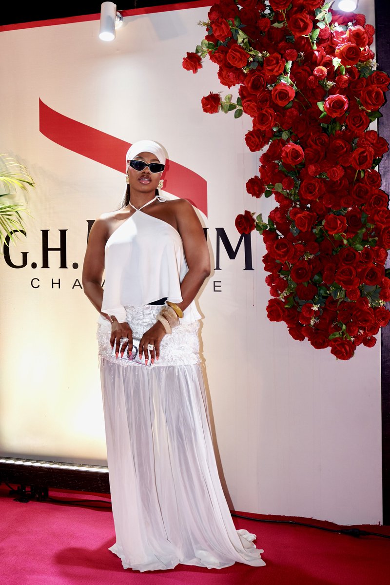 KUYE📸 tweet media