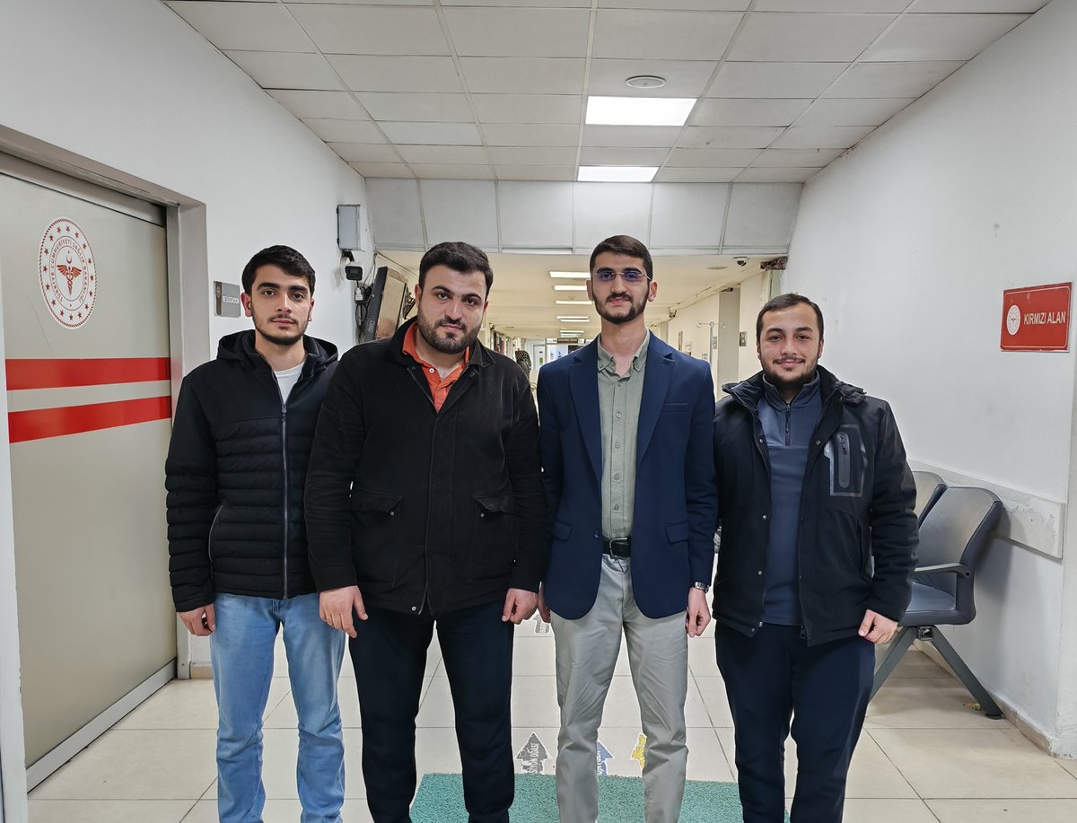 Hür Gençlik Batman tweet media