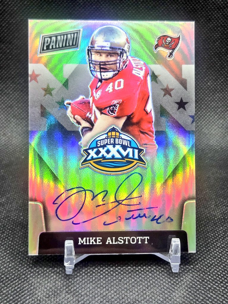 Crown Collectibles tweet media