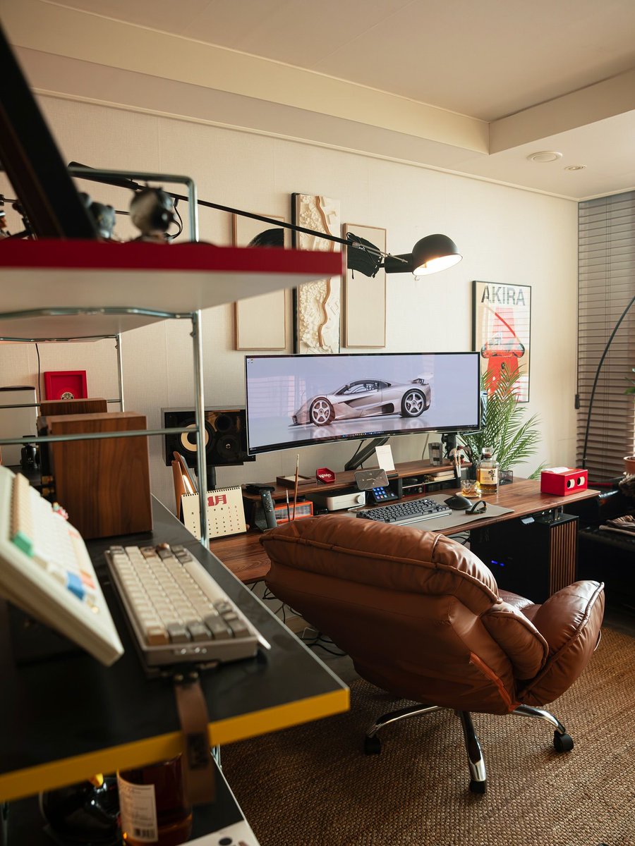 interiorstellar tweet media