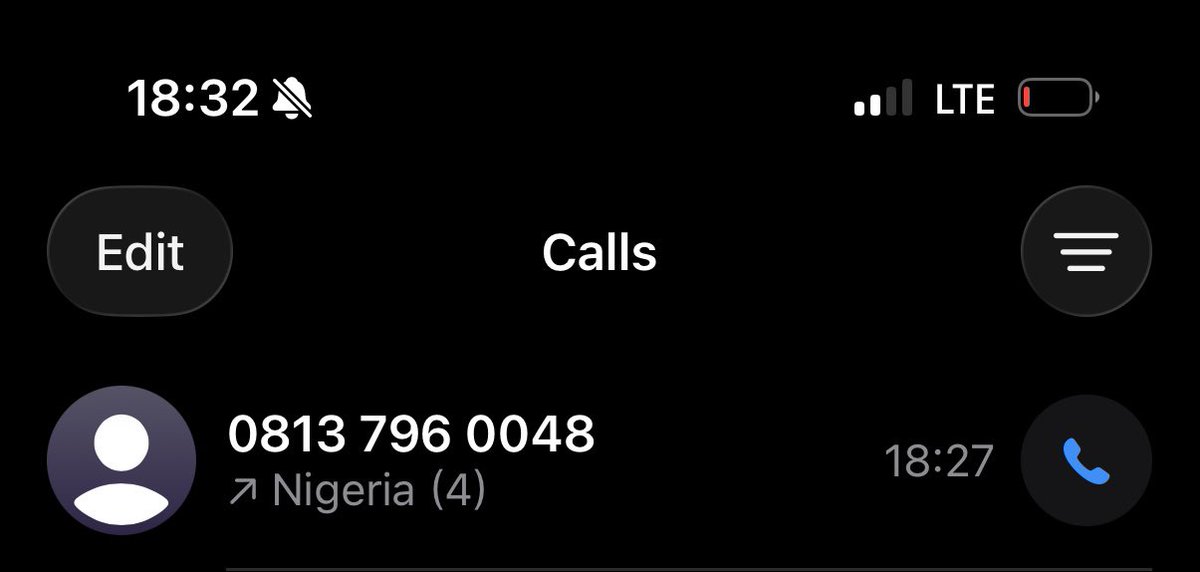 FayoseRogba's tweet photo. I witnessed a nasty case of Domestic violence today on the streets of magodo phase, FATHER dehumanizing DAUGHTER. The said Father was in police shirt. tried to contain the situation and call lagos domestic violence agency 4 times. No response!
Till this ma took her away. Sad!! https://t.co/iS03Xyr2y7