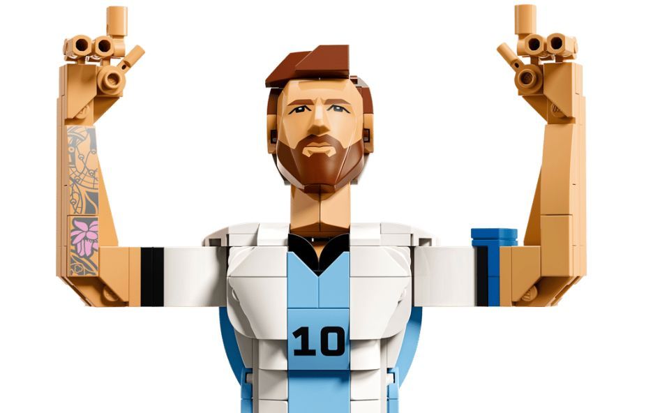 JustFreshKicks tweet media