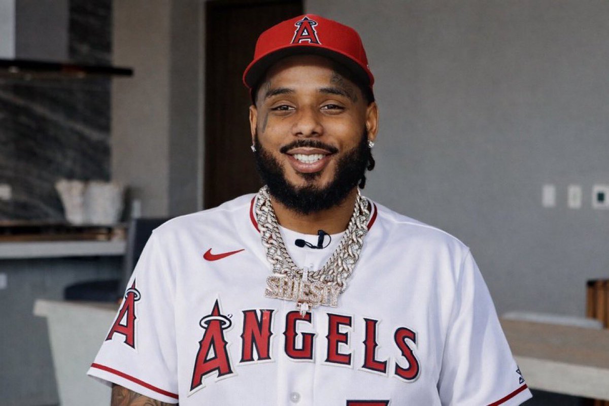 xYoungNeo tweet media