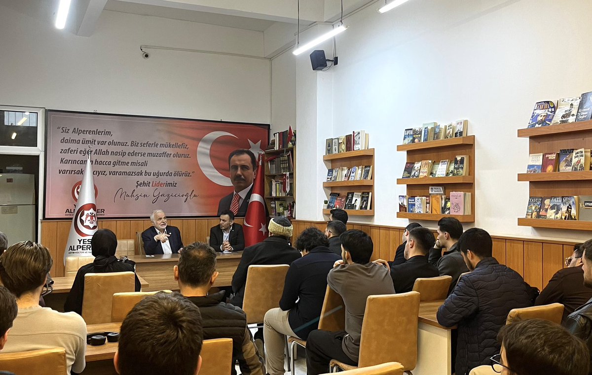 kursatmican's tweet photo. Geleneksel Yesevi Sohbetlerimizin bu haftaki konuğu, önceki dönem milletvekili, eğitimci ve kanaat önderi, kıymetli büyüğümüz Sn. Bozkurt Yaşar Öztürk Hocamızdı. 

''Dava Adamı Olmak'' konulu sohbeti için değerli hocamıza ve katılımcı kardeşlerimize teşekkür ediyorum. https://t.co/UDF4FkaNO1