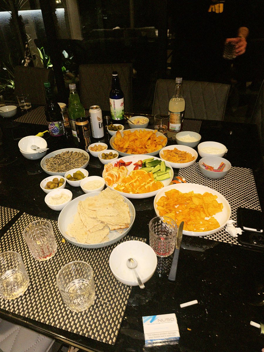 خانوم اِل tweet media