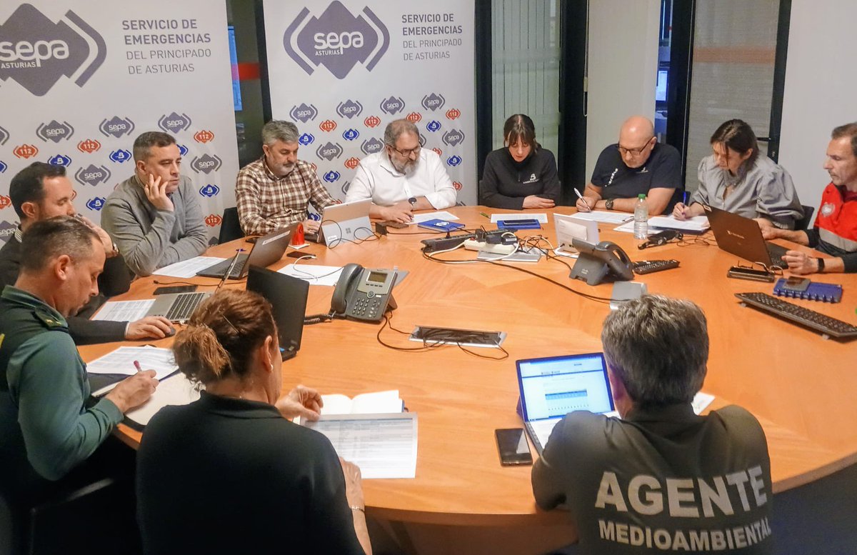 MovilidadAst's tweet photo. ⚠️ℹ️ ACTUALIZACIÓN SITUACIÓN INFOPA

Asturias registra ahora 26🔥incendios forestales y el Infopa contúa en fase de emergencia 1

✅ 22 activos
✅ 4 controlados https://t.co/ph3WEodgup