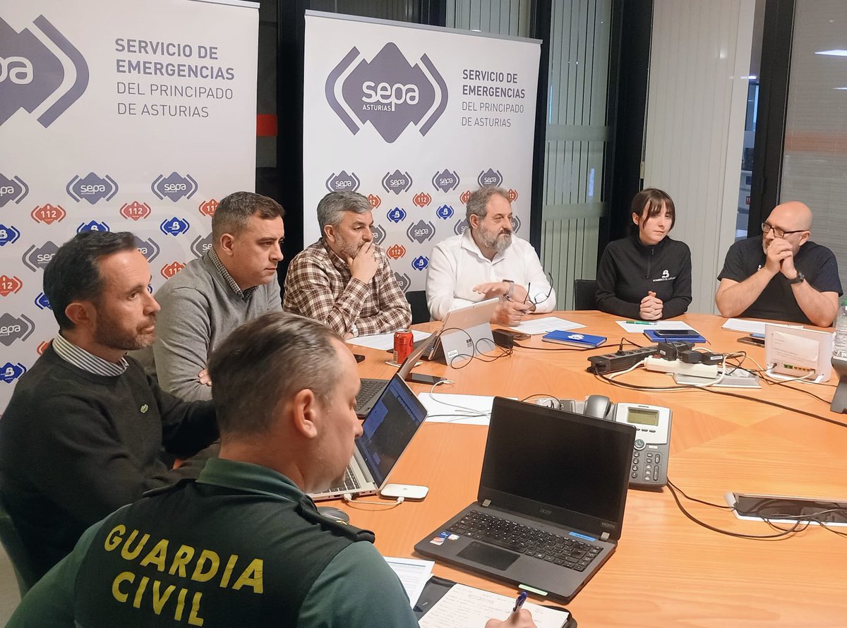 MovilidadAst's tweet photo. ⚠️ℹ️ ACTUALIZACIÓN SITUACIÓN INFOPA

Asturias registra ahora 26🔥incendios forestales y el Infopa contúa en fase de emergencia 1

✅ 22 activos
✅ 4 controlados https://t.co/ph3WEodgup