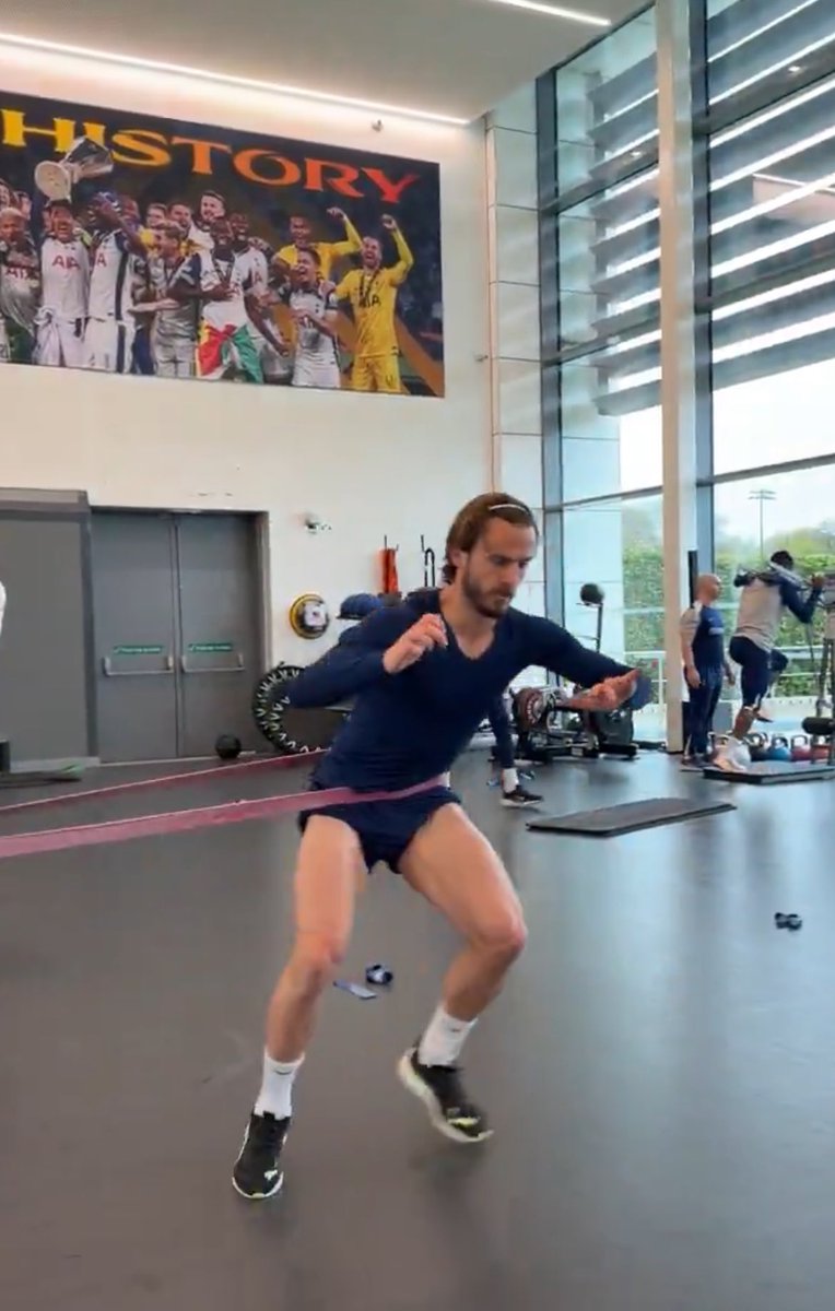 Hotspur Lane tweet media