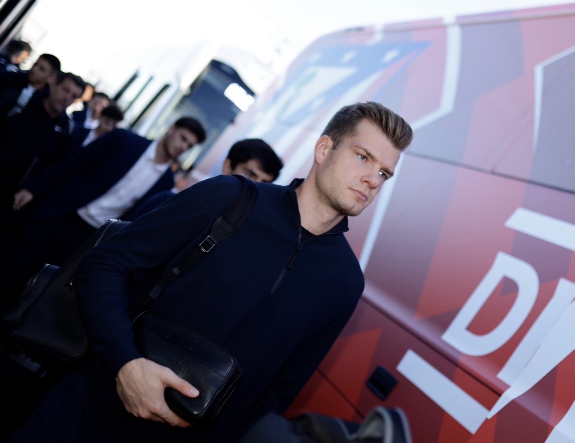 FCB World tweet media